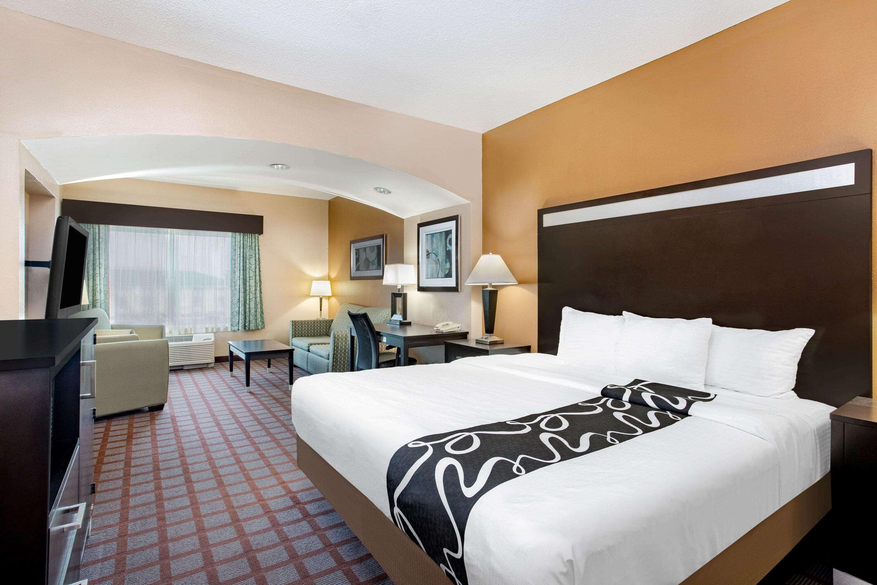La Quinta By Wyndham Indianapolis Airport Plainfield Hotel Exterior photo
