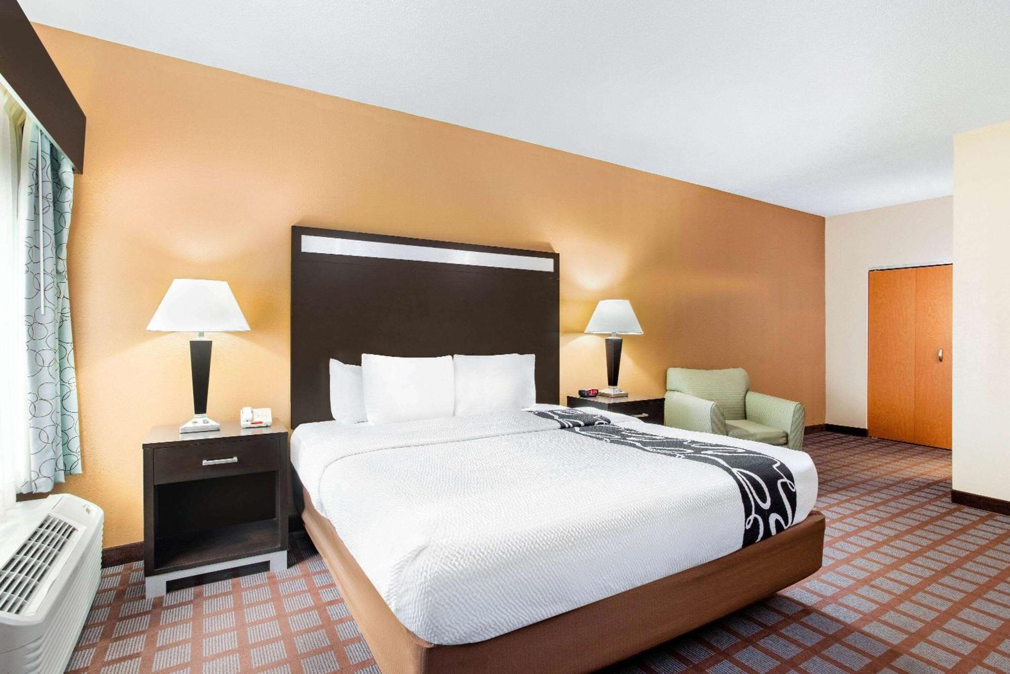 La Quinta By Wyndham Indianapolis Airport Plainfield Hotel Exterior photo