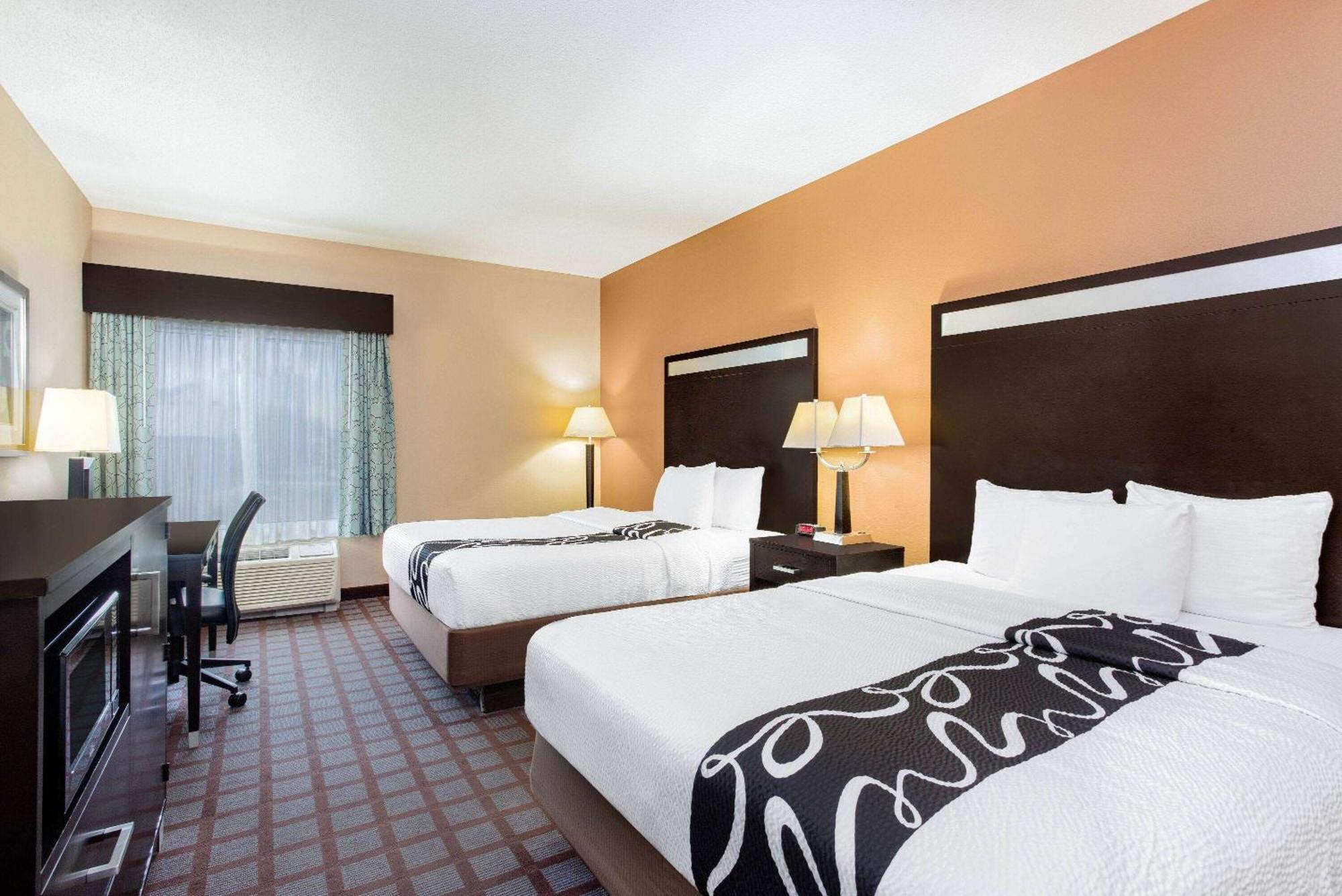 La Quinta By Wyndham Indianapolis Airport Plainfield Hotel Exterior photo